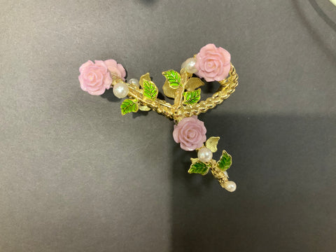 Purple rose metal clip