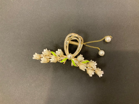 Pearls of Lillies Golden Metal clip